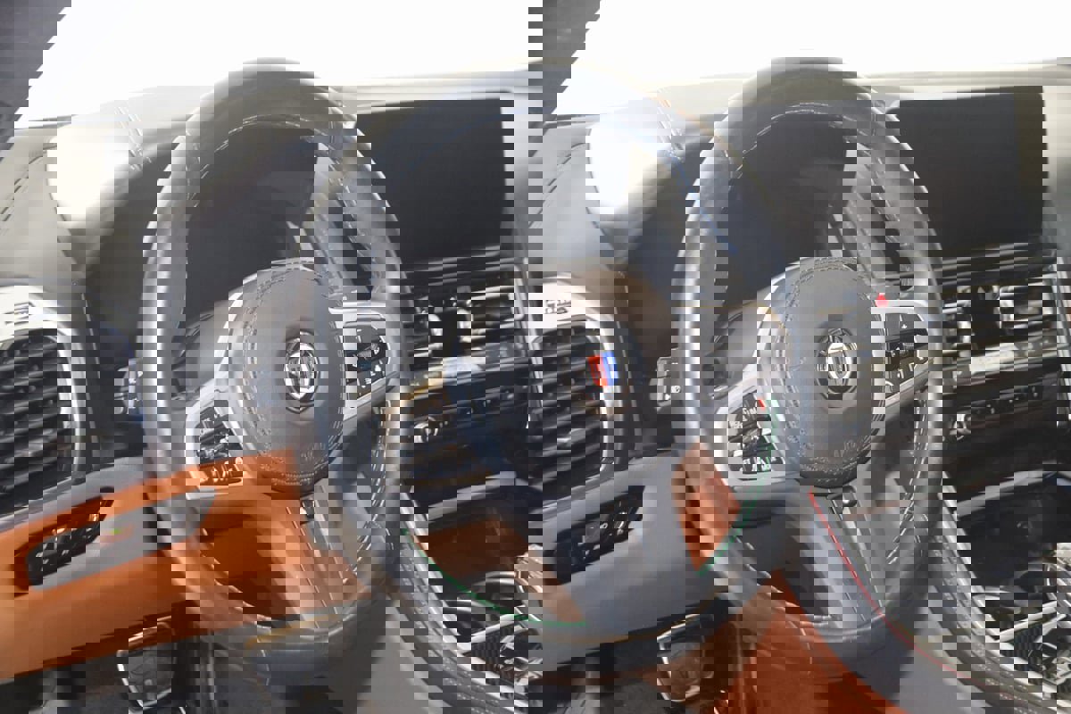 Used 2024 BMW ALPINA B8 xDrive Gran Coupe image 6