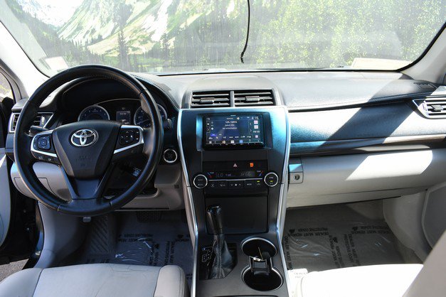 Used 2015 Toyota Camry XLE image 18