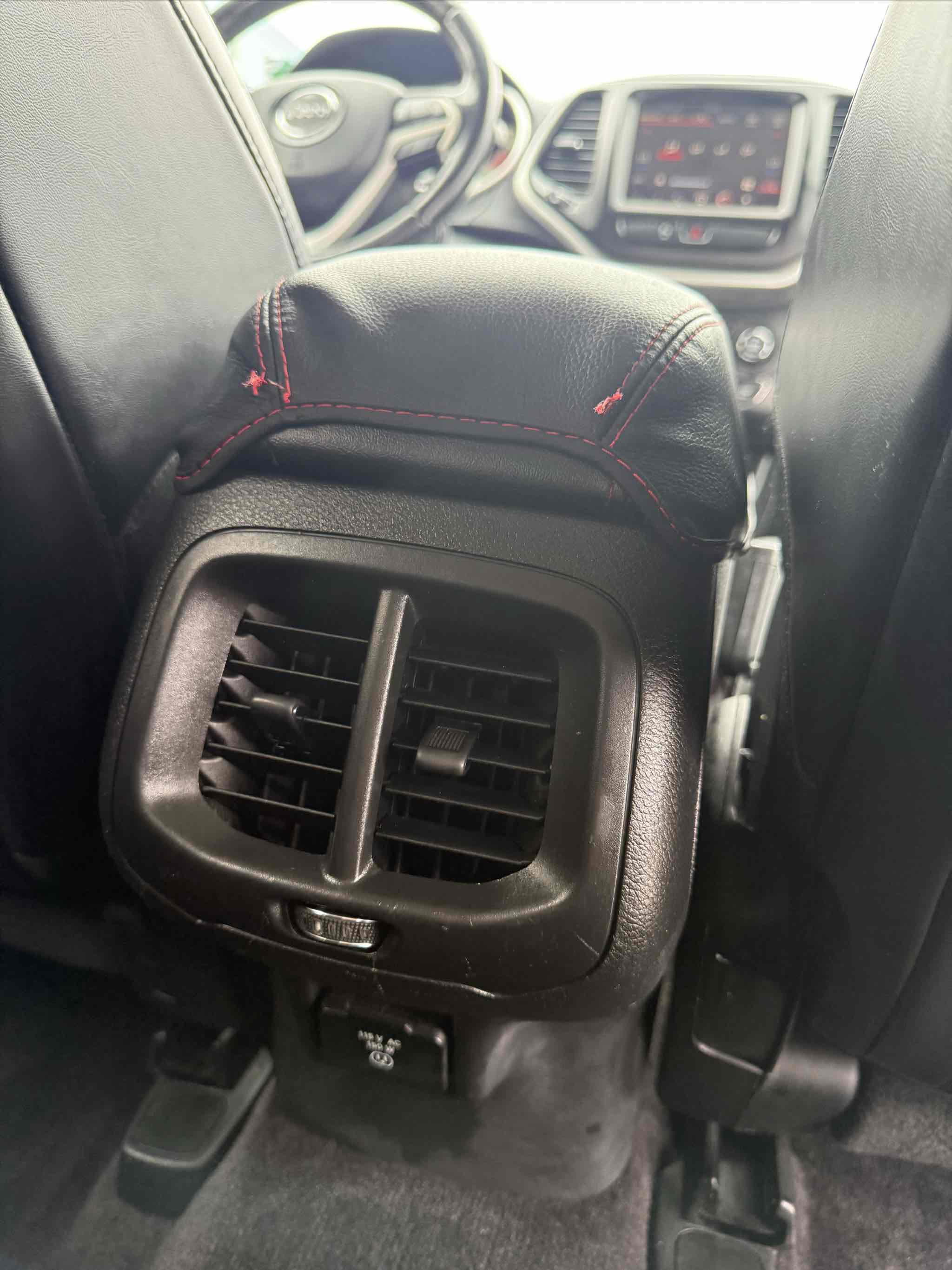 Used 2018 Jeep Cherokee Trailhawk image 62