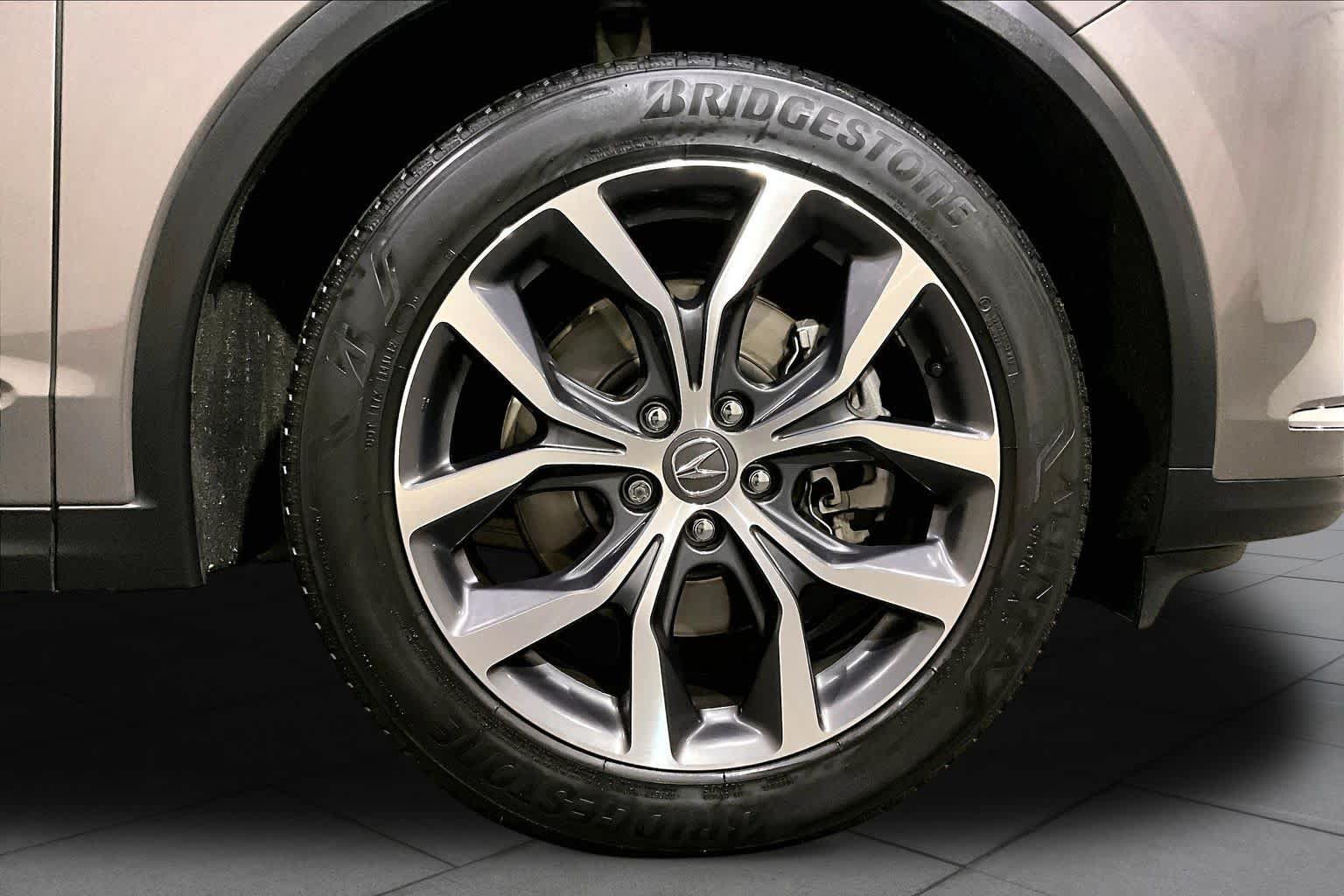 Used 2022 Acura MDX SH-AWD w/ Technology Package image 10