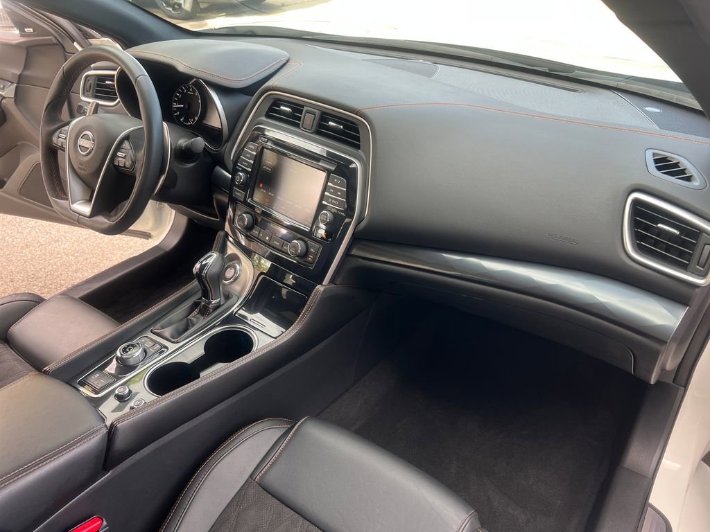 Certified 2023 Nissan Maxima SR w/ Sport Mat Group FWD image 21