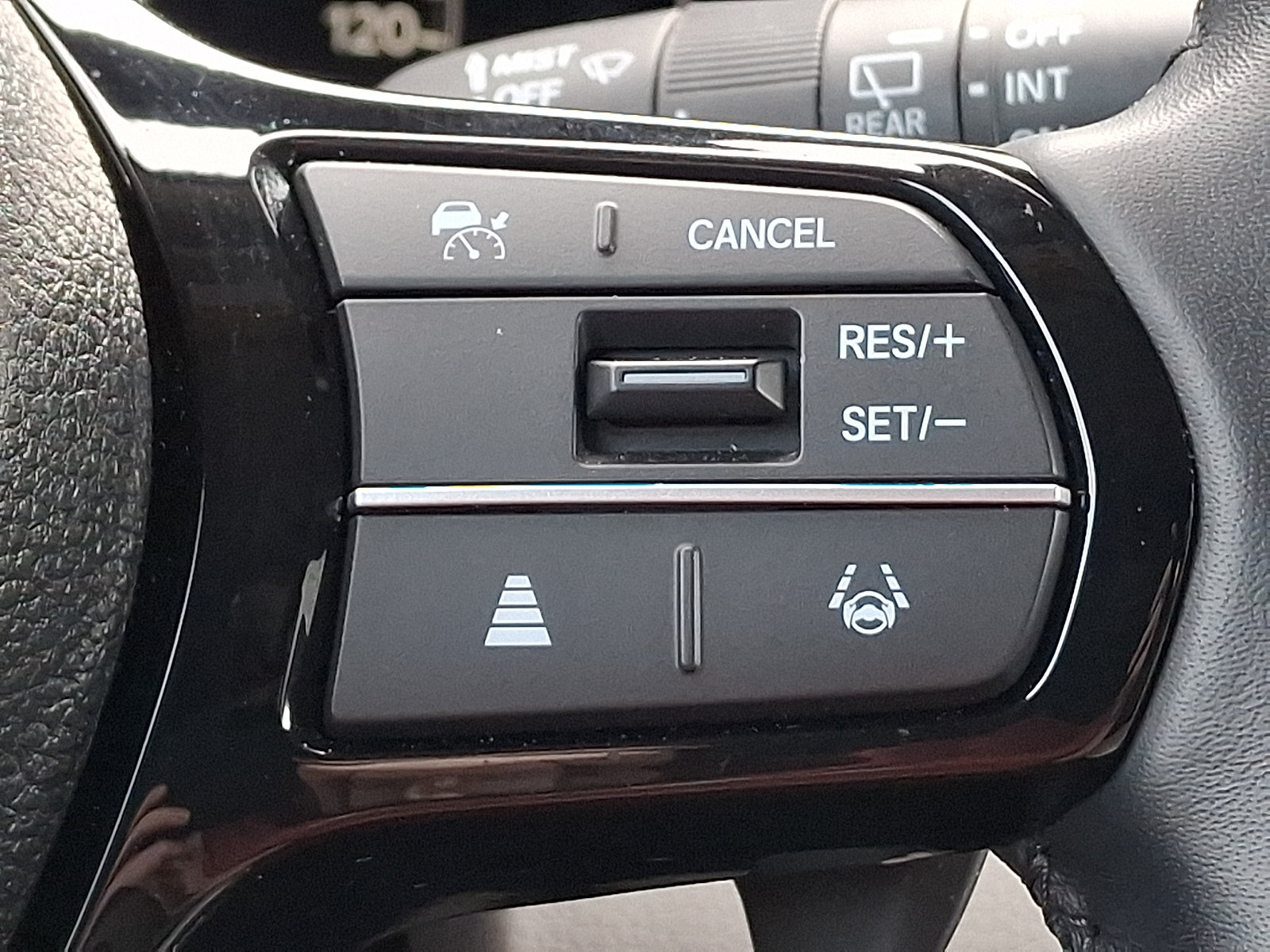 Used 2023 Honda Pilot EX-L image 23