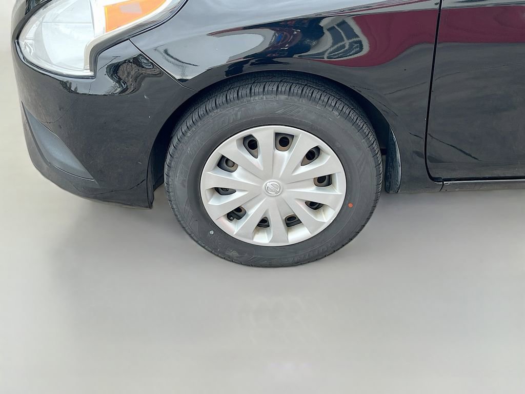 Used 2019 Nissan Versa SV FWD image 29