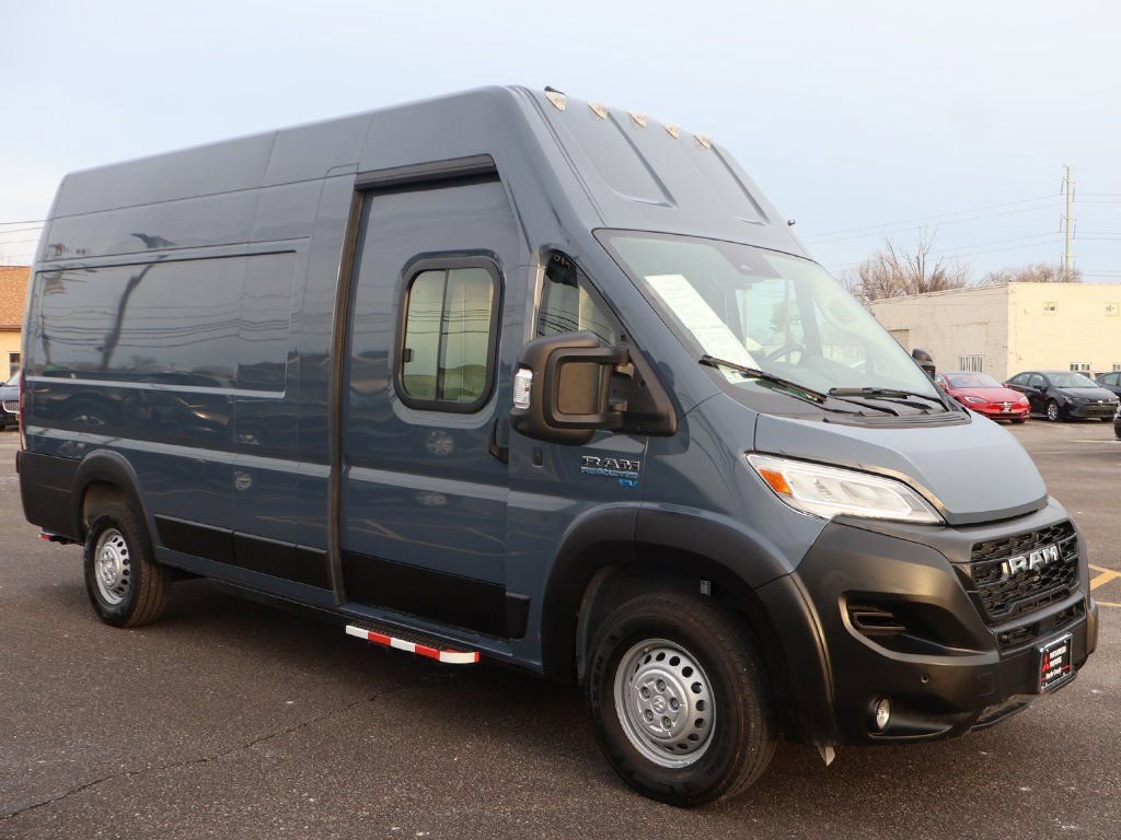 Used 2024 RAM ProMaster 3500 image 14