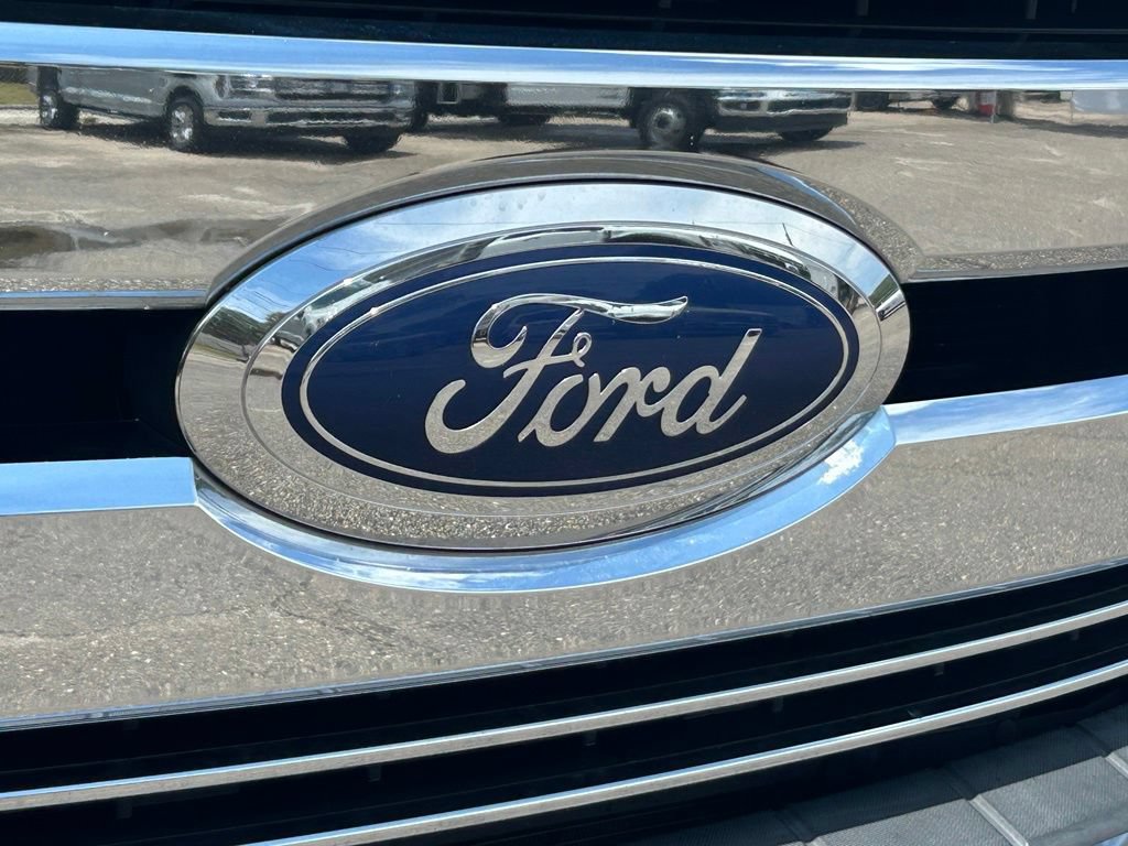 Used 2017 Ford F250 Lariat w/ Lariat Ultimate Package AWD/4WD image 23