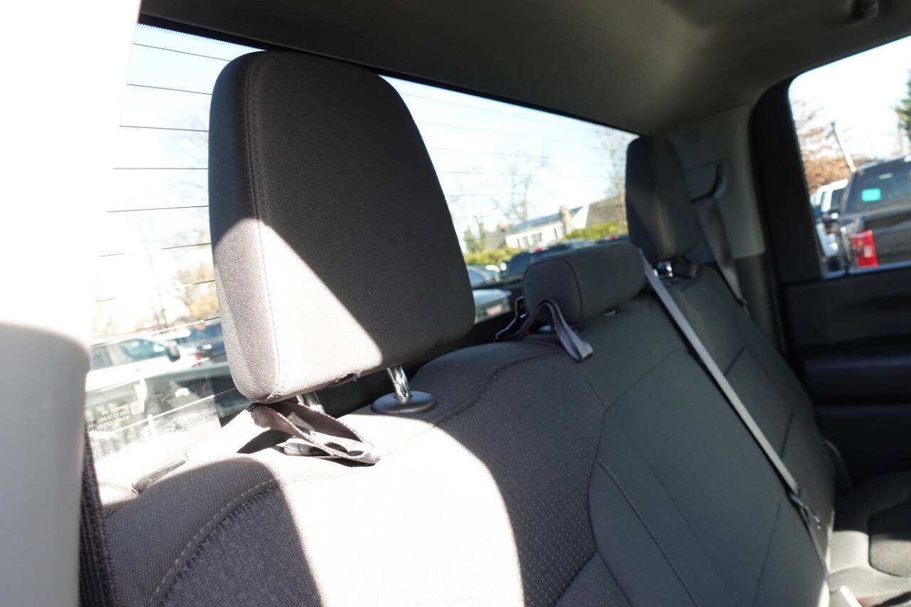 Used 2022 Chevrolet Silverado 2500 W/T w/ WT Convenience Package AWD/4WD image 32