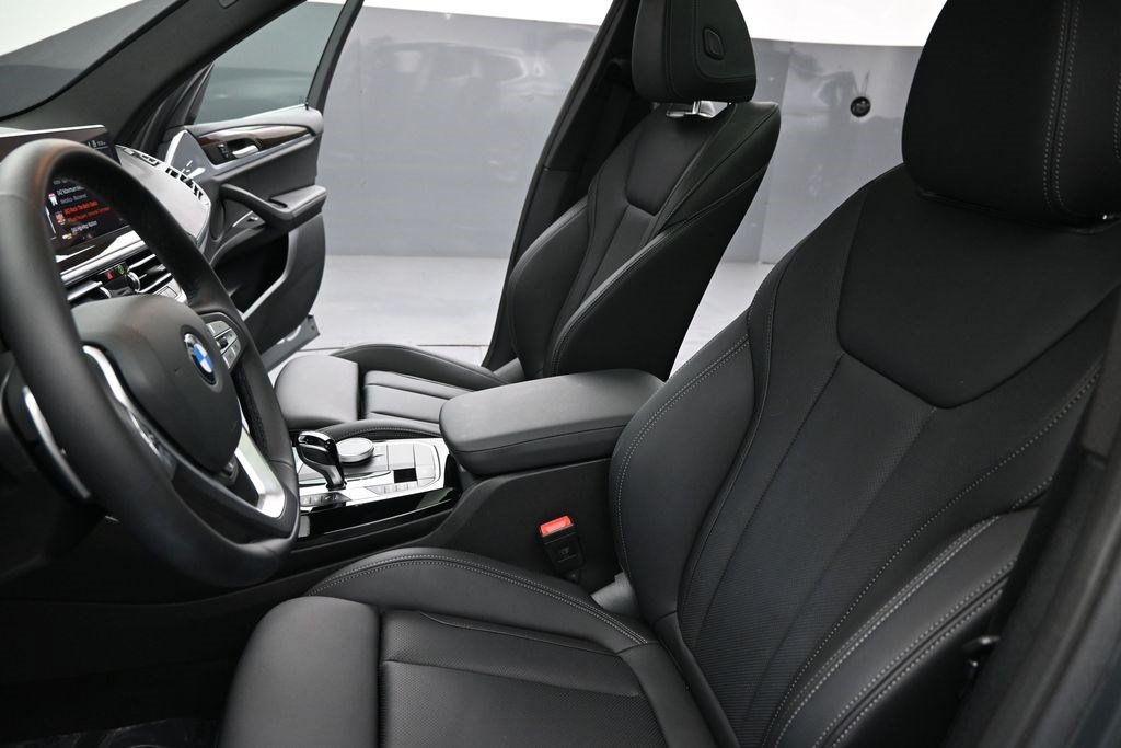 Used 2023 BMW X3 xDrive30i w/ Premium Package AWD/4WD image 16