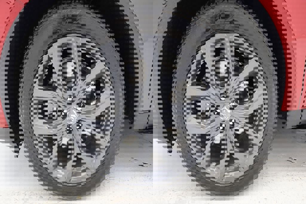 Used 2024 Acura MDX A-Spec image 11