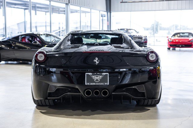 Used 2014 Ferrari 458 Spider RWD image 5