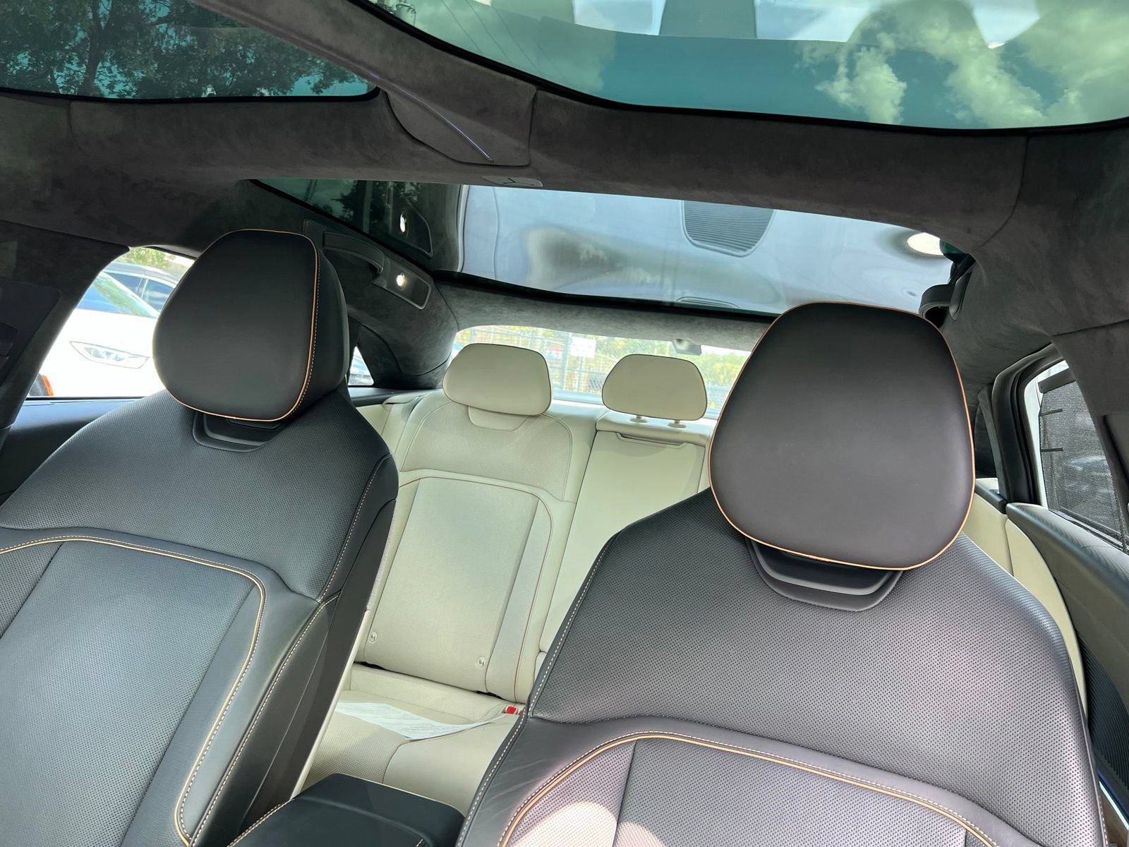 Used 2023 Lucid Air Touring AWD/4WD image 33