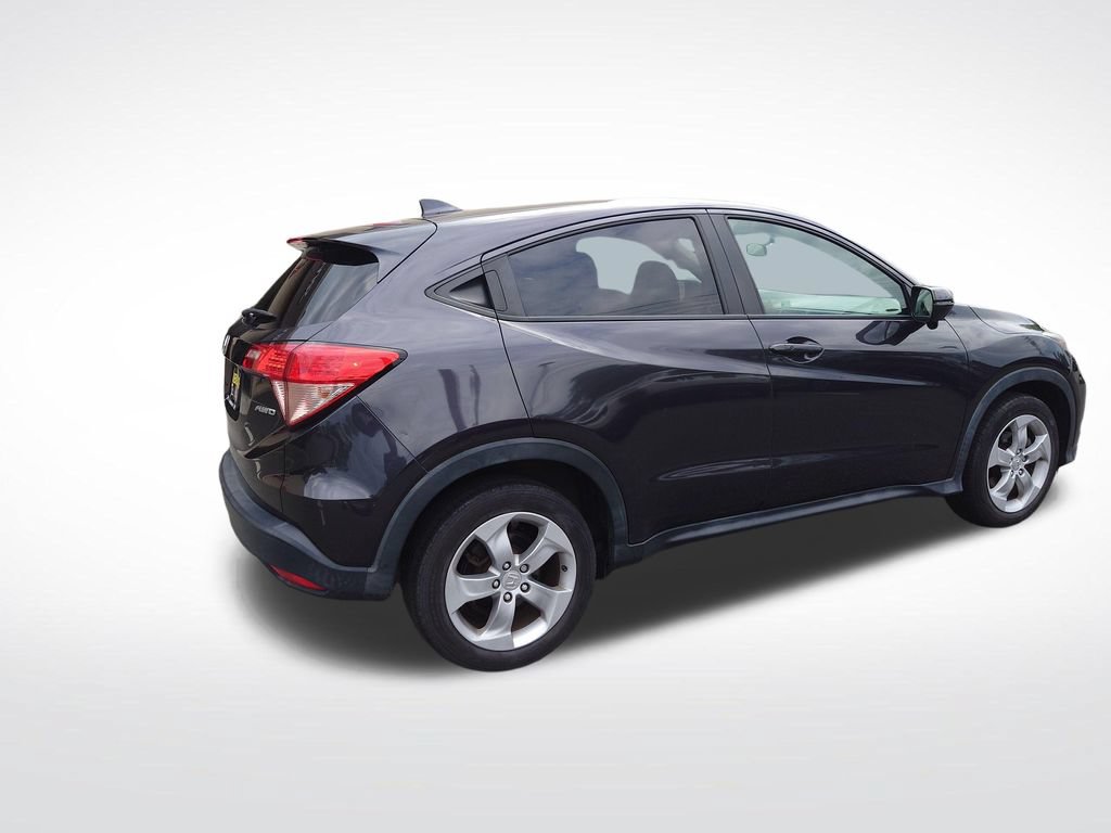 Used 2017 Honda HR-V EX image 6