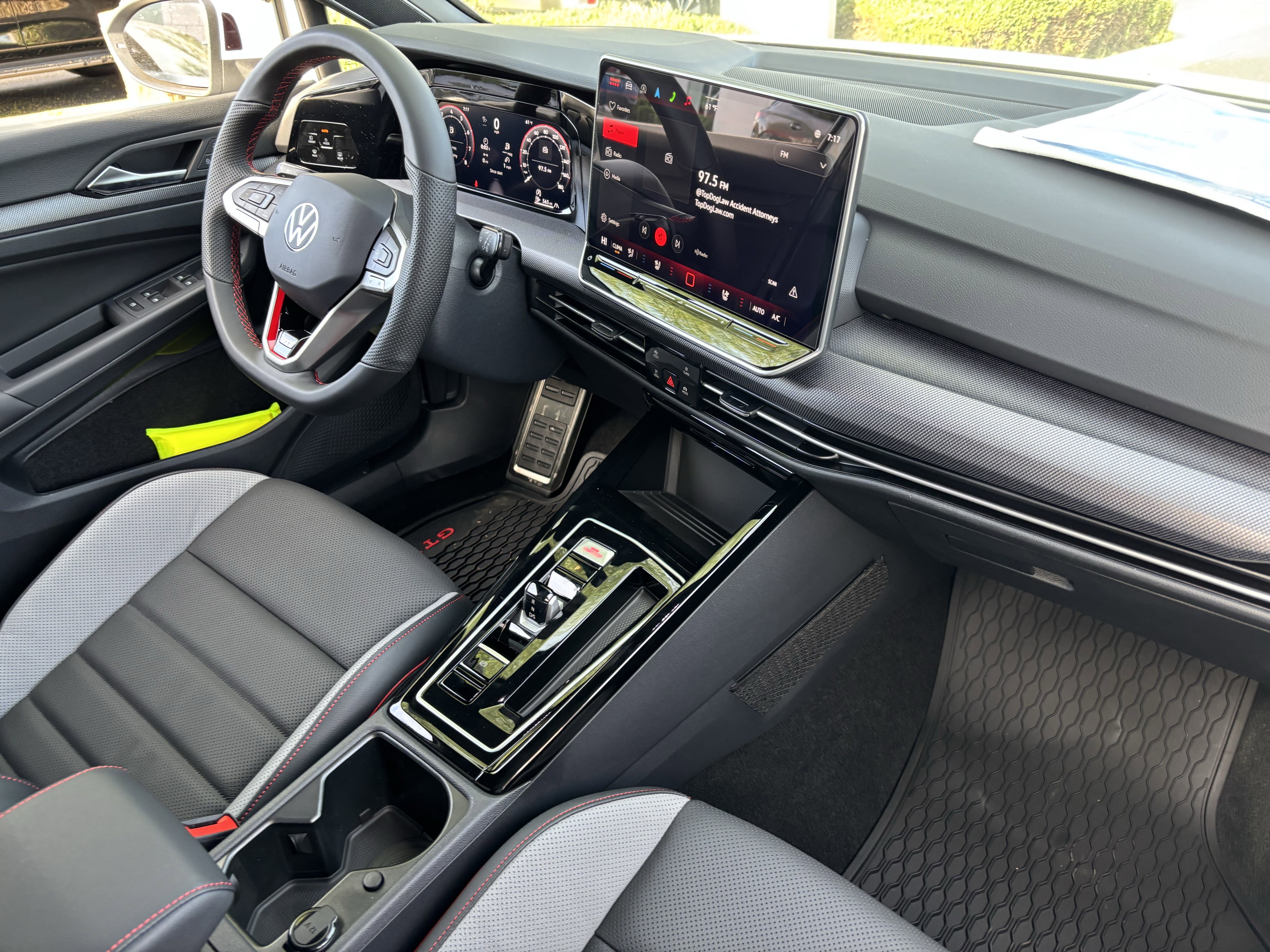 New 2026 Volkswagen GTI SE image 8