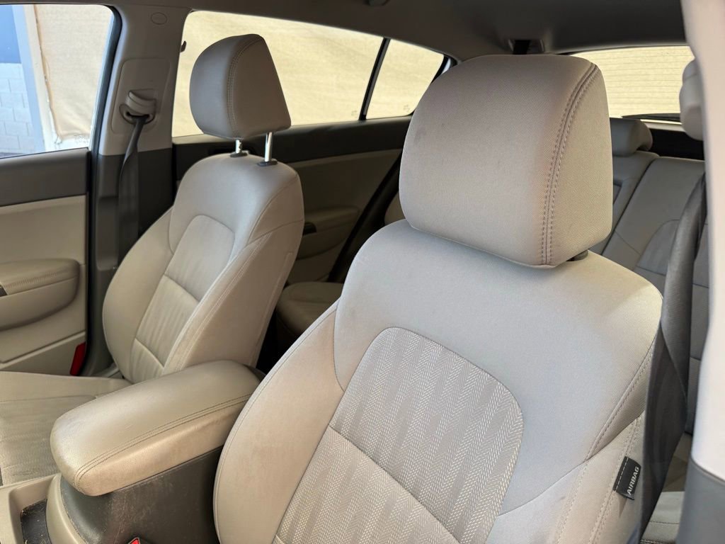 Used 2019 Kia Sportage LX image 12