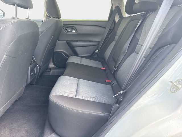 Used 2024 Nissan Rogue SV FWD image 12