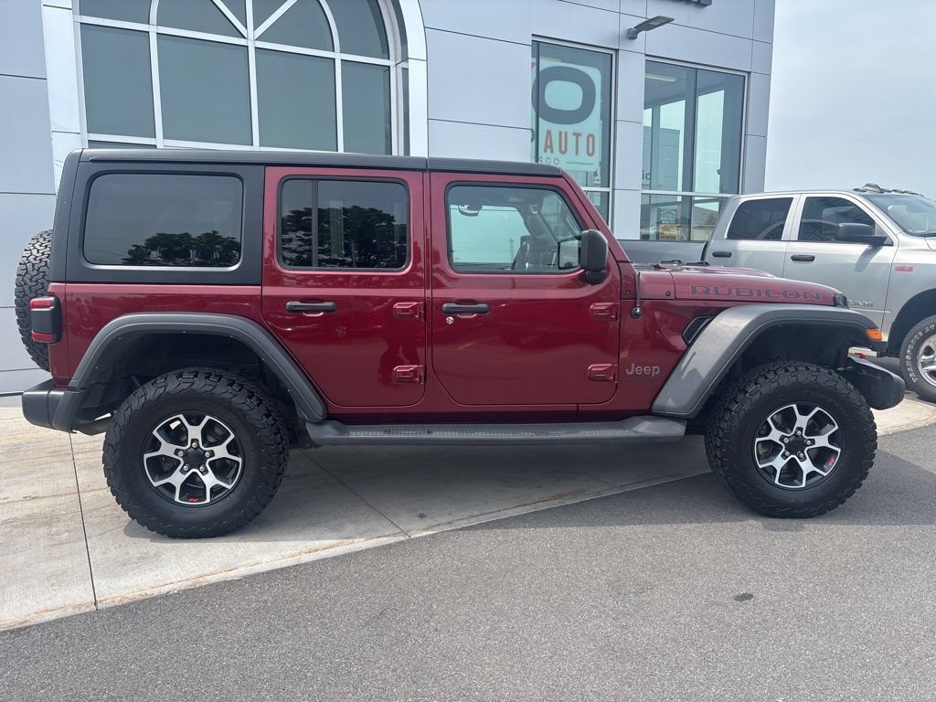 Used 2022 Jeep Wrangler Unlimited Rubicon w/ Dual Top Group AWD/4WD image 12