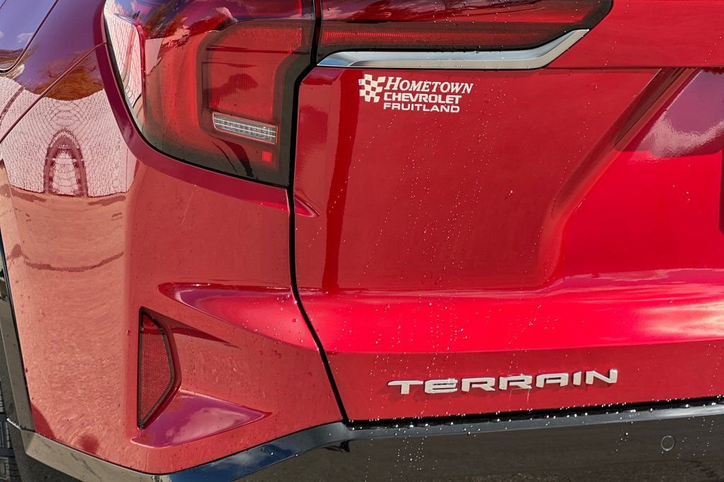 New 2026 GMC Terrain AT4 w/ Technology Package II AWD/4WD image 24