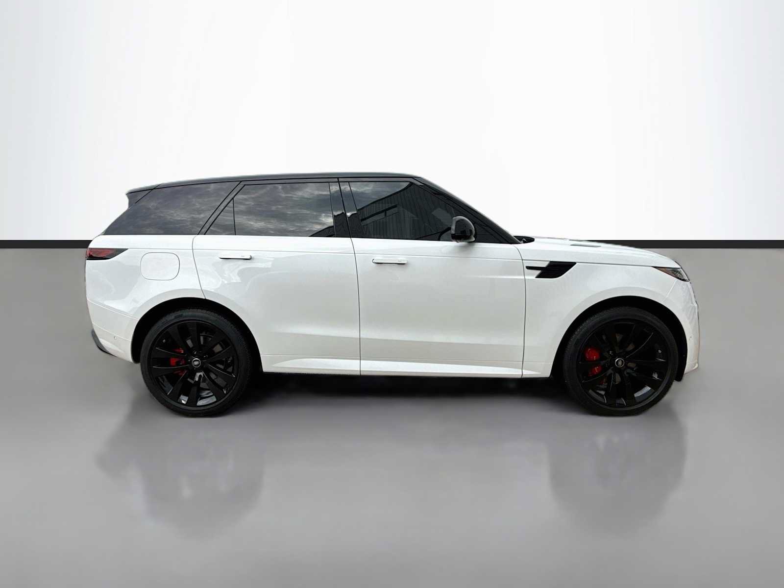 Certified 2025 Land Rover Range Rover Sport Dynamic SE AWD/4WD image 7