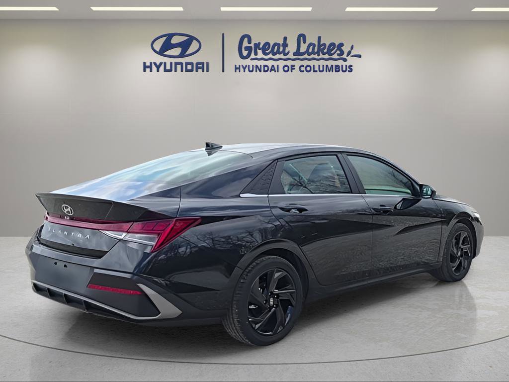 New 2026 Hyundai Elantra SEL Sport Premium FWD image 6
