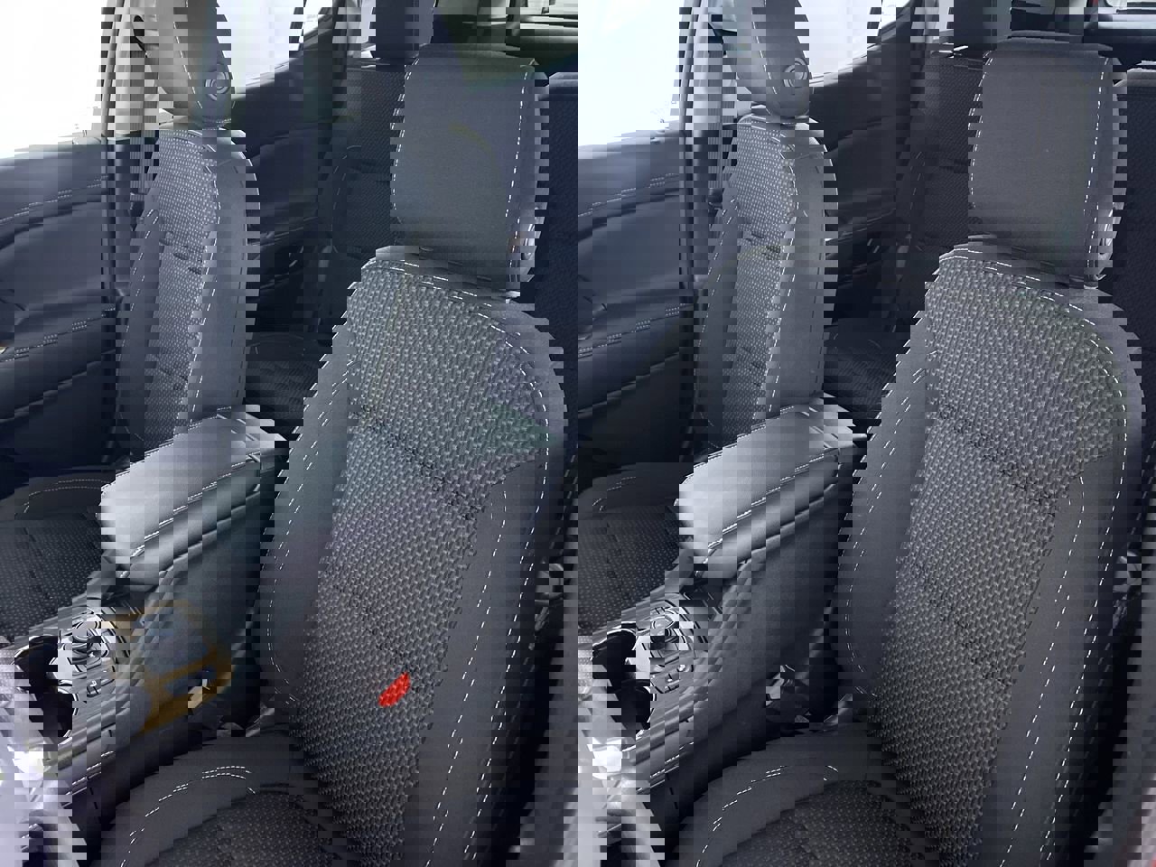 Certified 2023 GMC Acadia SLE w/ Driver Convenience Package FWD image 10