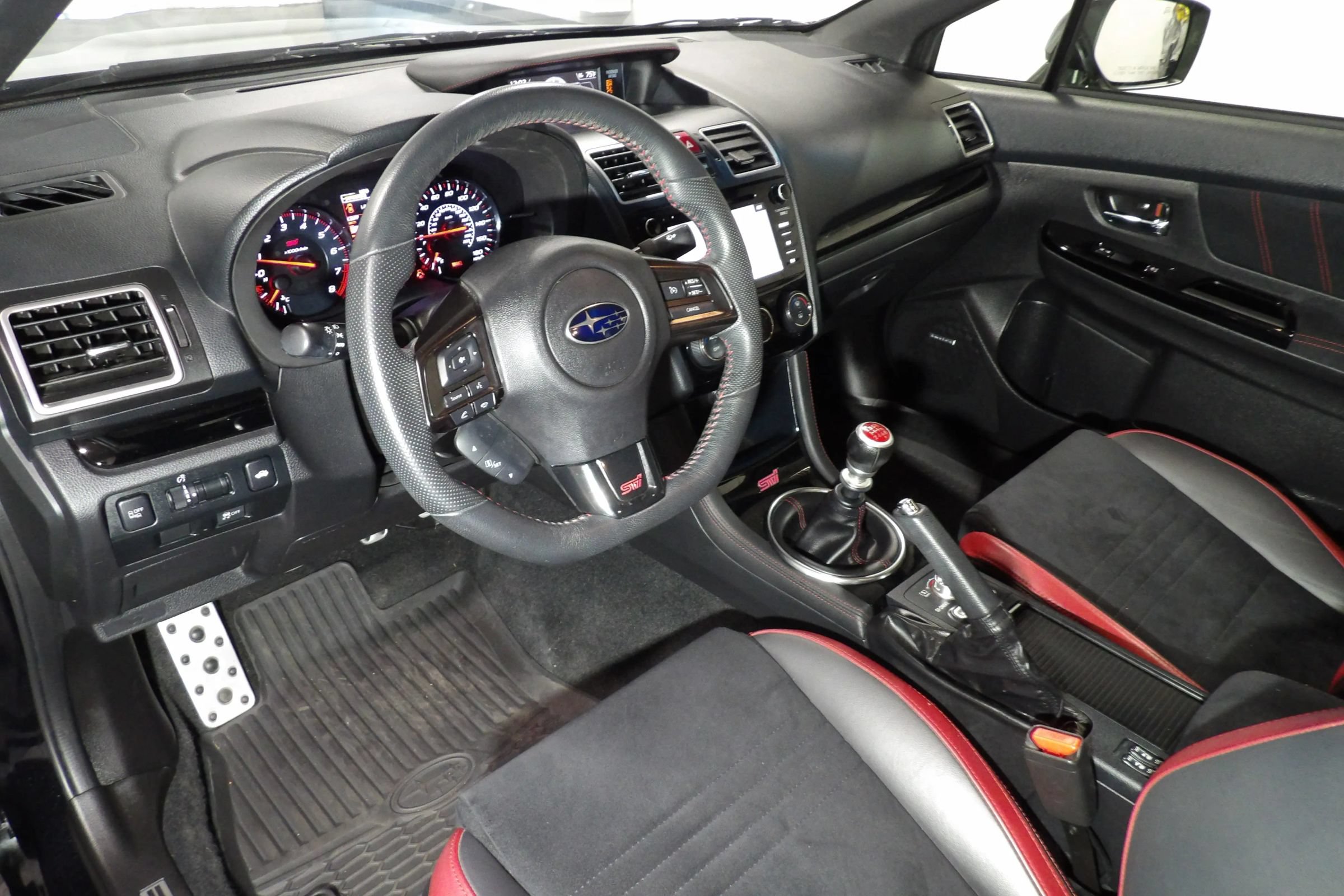 Used 2020 Subaru WRX STI Limited AWD/4WD image 9