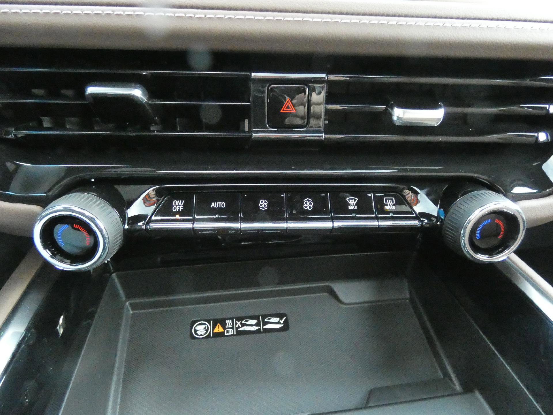 New 2026 Chevrolet Suburban High Country image 25