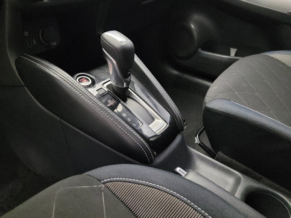 Used 2018 Nissan Kicks SV FWD image 26