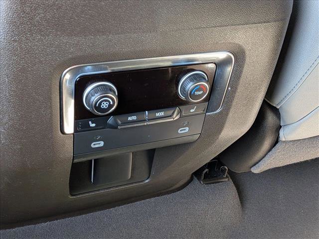 Used 2022 Chevrolet Tahoe Z71 w/ Luxury Package AWD/4WD image 23