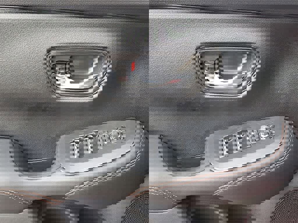 Certified 2026 Honda HR-V Sport image 10