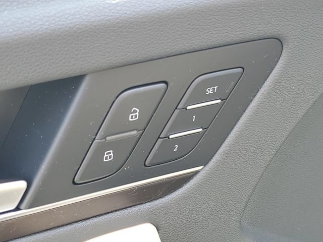 Used 2019 Audi Q5 2.0T Premium Plus w/ Premium Plus Package AWD/4WD image 32