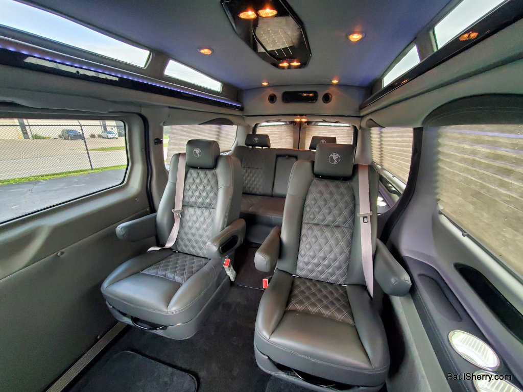 Used 2023 Ford Transit 150 Low Roof AWD image 26