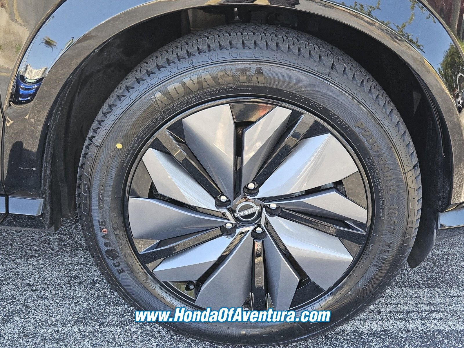 Used 2024 Nissan Ariya FWD image 13