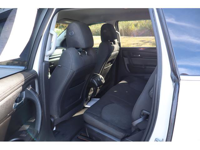 Used 2015 Chevrolet Traverse LT w/ Style and Technology Package image 7