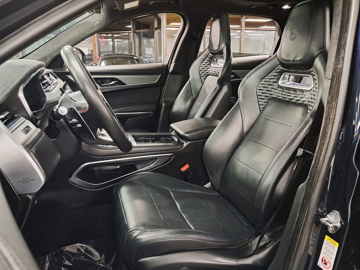 Used 2021 Jaguar F-PACE SVR image 7