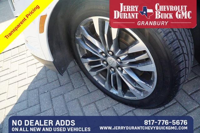 Used 2017 Cadillac XT5 Premium Luxury FWD image 9