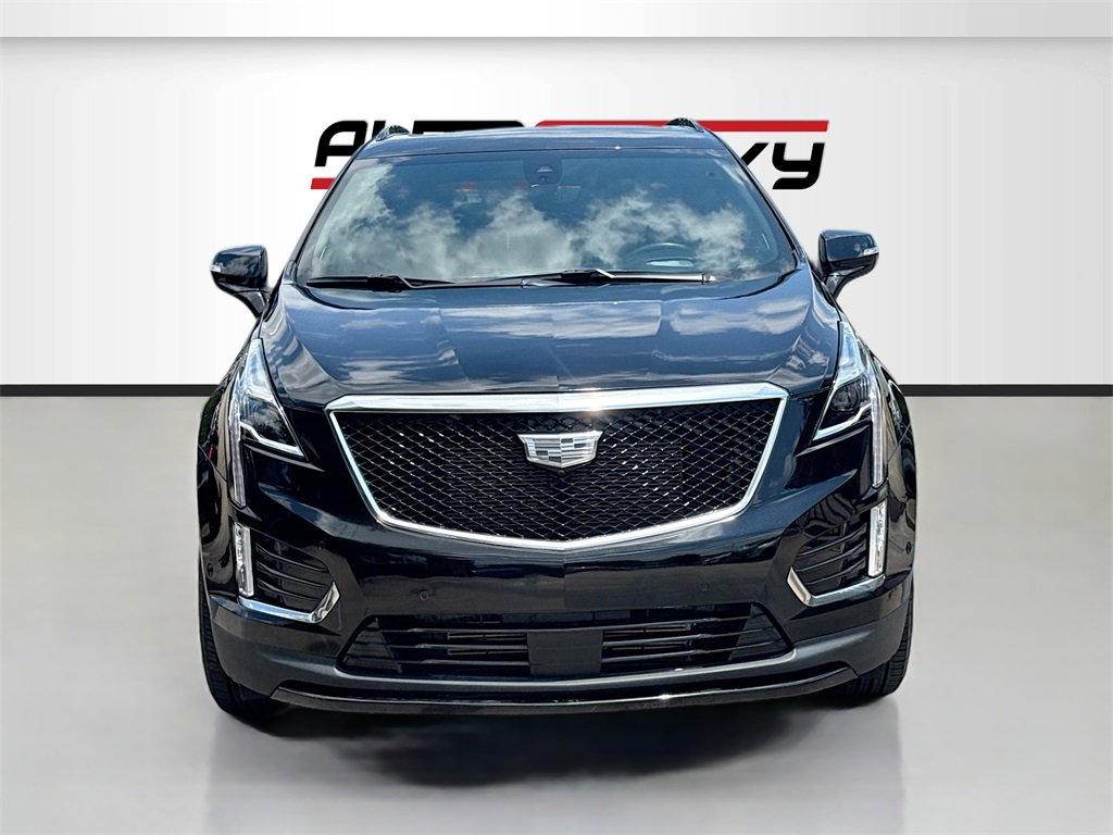 Used 2024 Cadillac XT5 Sportv w/ Technology Package image 2