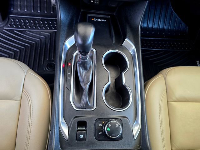 Used 2023 Chevrolet Traverse LT w/ LT Premium Package image 18