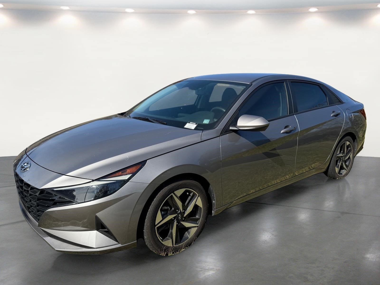 Used 2023 Hyundai Elantra SEL w/ Convenience Package FWD image 1