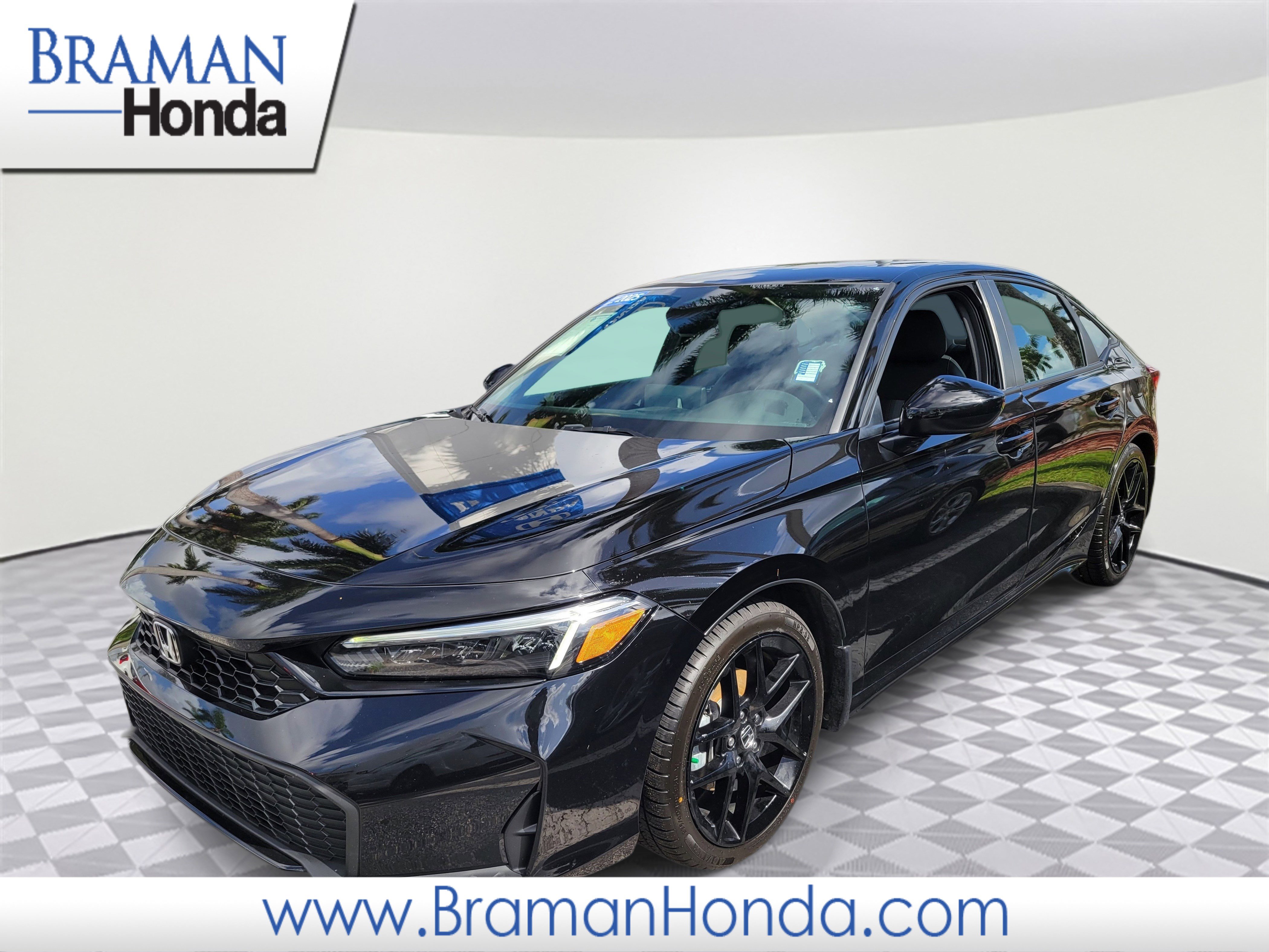 Used 2023 Honda Civic Sport image 1
