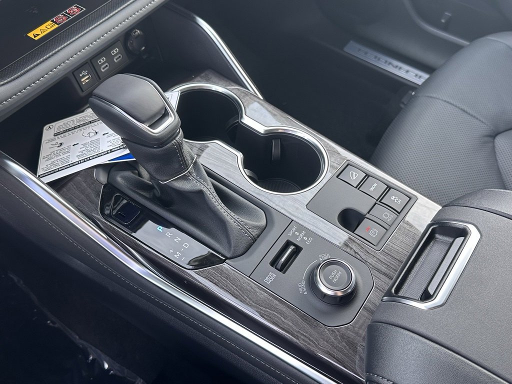 New 2026 Toyota Highlander Limited image 29