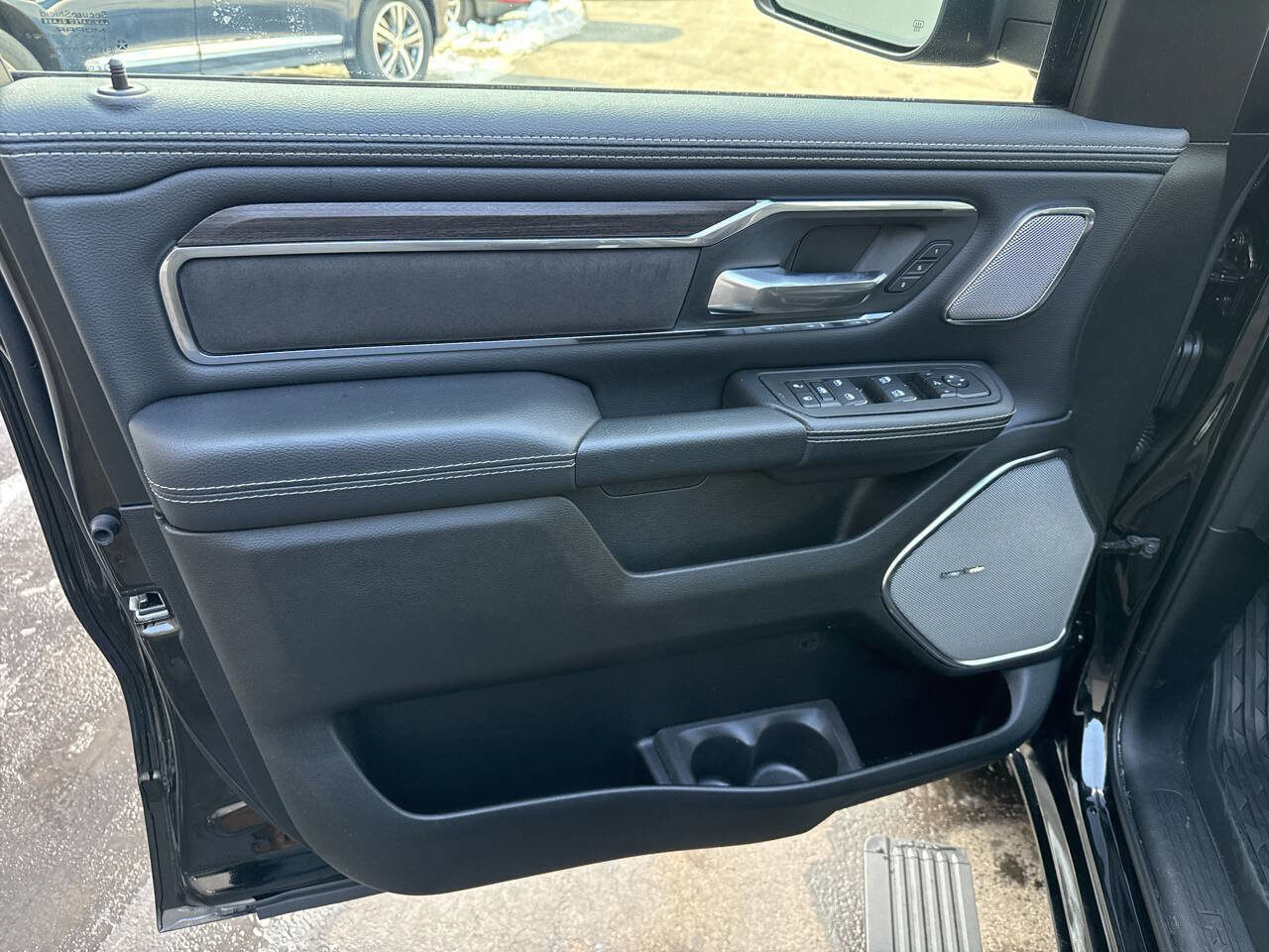 Used 2026 RAM 1500 Laramie w/ Night Edition image 15