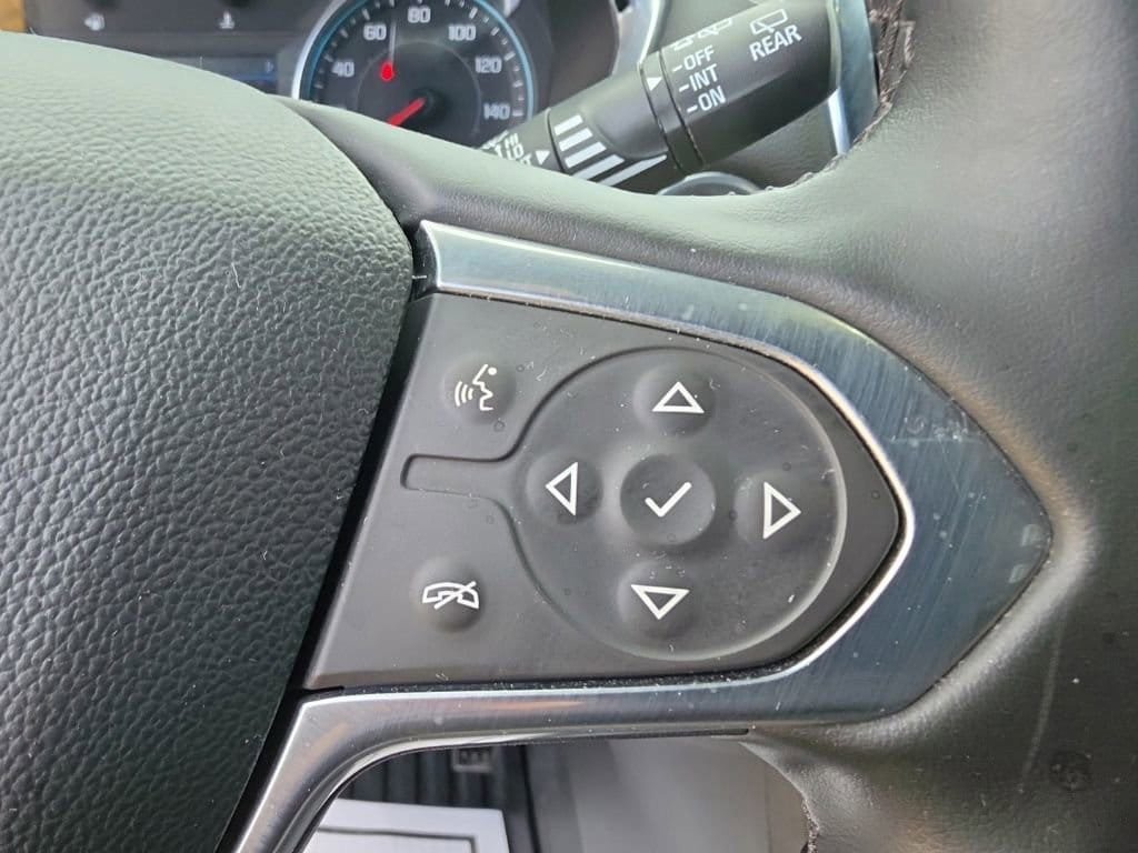 Used 2023 Chevrolet Traverse LT AWD/4WD image 11