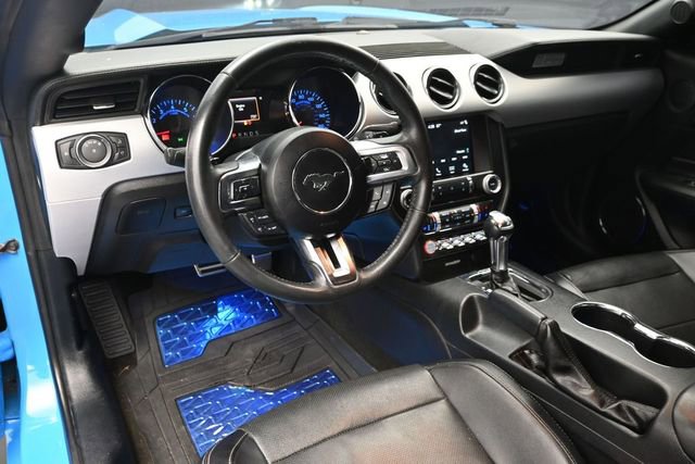 Used 2017 Ford Mustang Premium RWD image 14