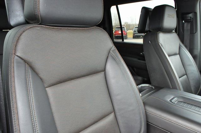 Used 2024 Chevrolet Suburban High Country w/ Advanced Technology Package image 21