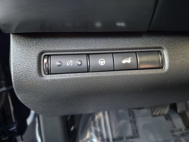 Used 2023 Nissan Pathfinder SL FWD image 17
