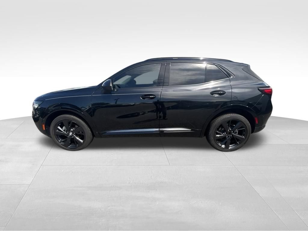 Used 2023 Buick Envision Essence w/ Sport Touring Package AWD/4WD image 3