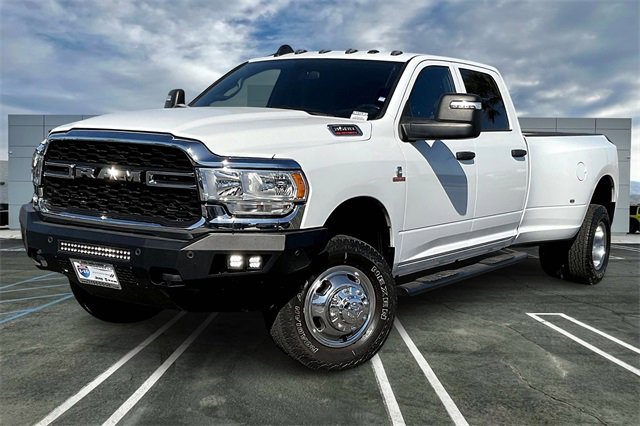 Used 2024 RAM 3500 Tradesman w/ Chrome Appearance Group image 1