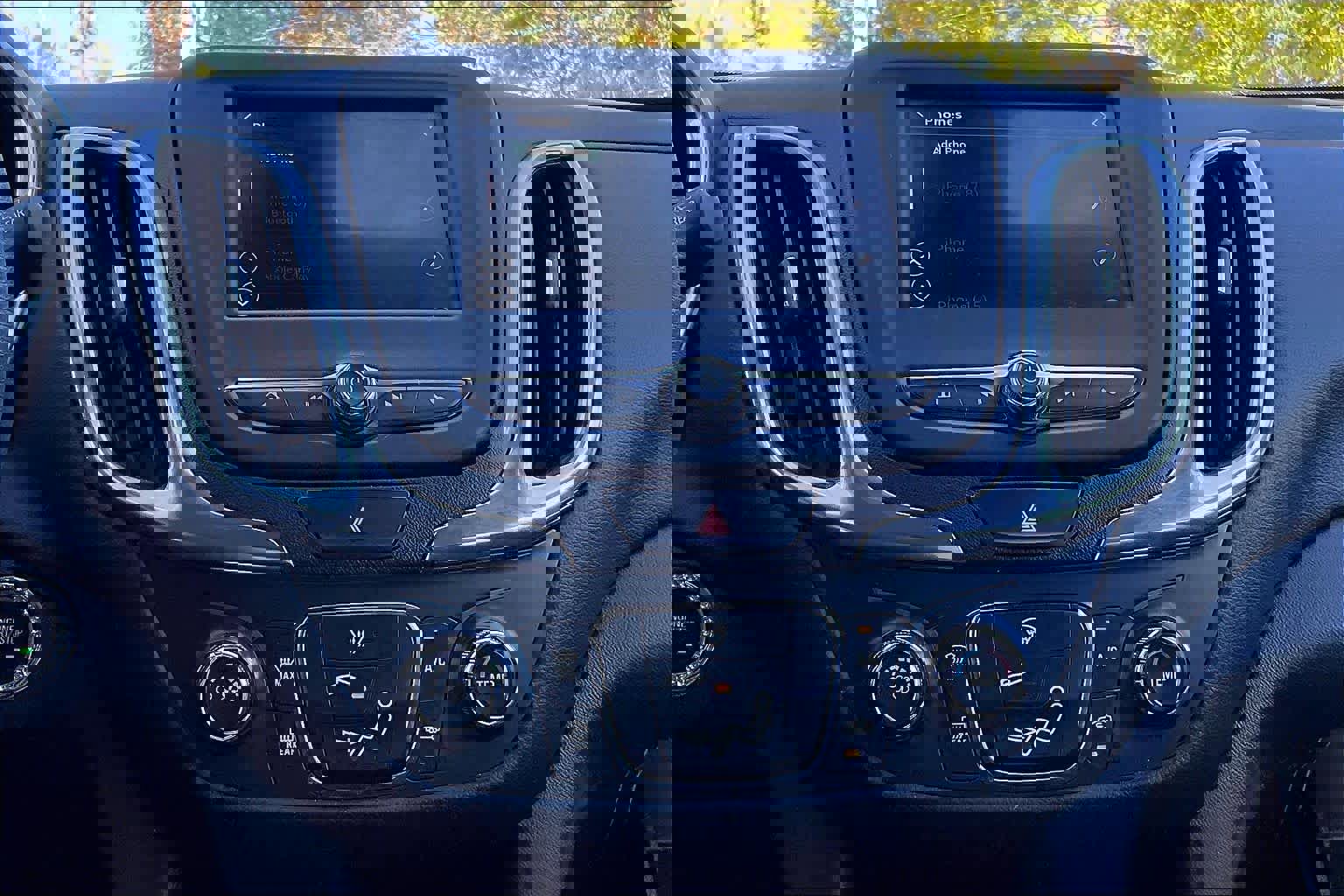 Used 2021 Chevrolet Equinox LT w/ LPO, Cargo Package image 32