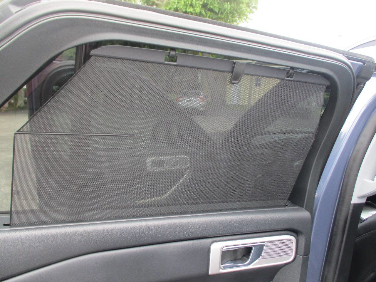 Used 2021 Ford Explorer Limited w/ Equipment Group 301A RWD image 26