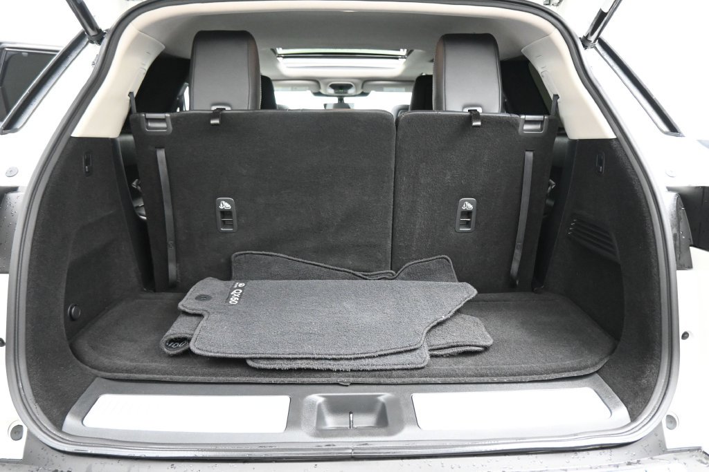 Used 2023 INFINITI QX60 Luxe w/ Cargo Package FWD image 22