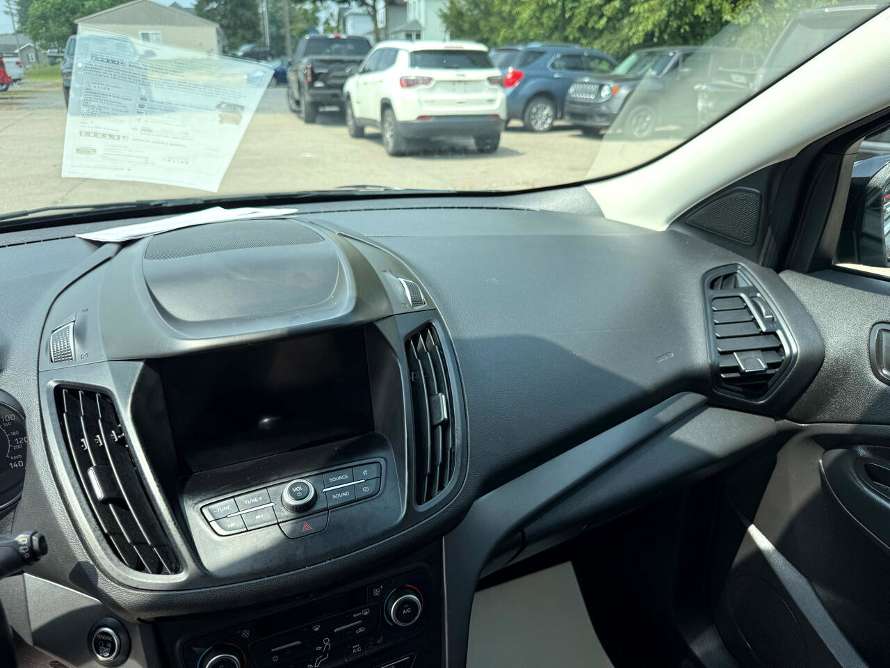 Used 2019 Ford Escape SEL image 36